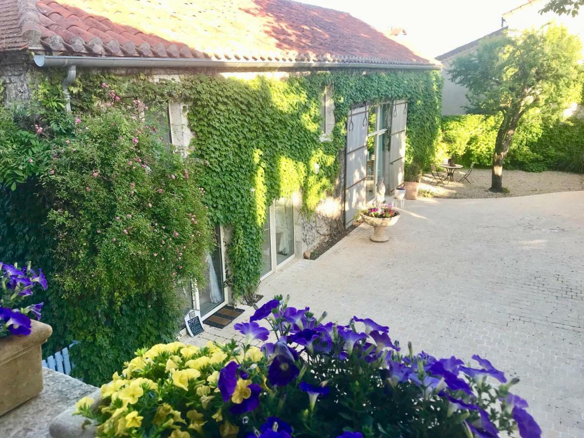 Bed and Breakfast Le Relais des Anges à Mercuès Extérieur photo